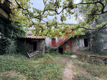 Moradia T0 para Venda em Estorãos