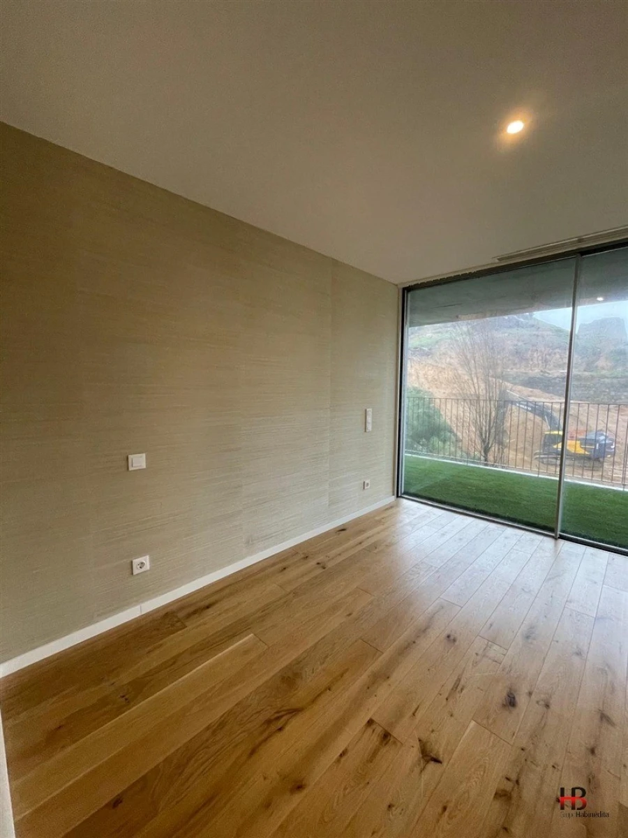 Apartamento T3 para Venda em Canidelo Foto 27