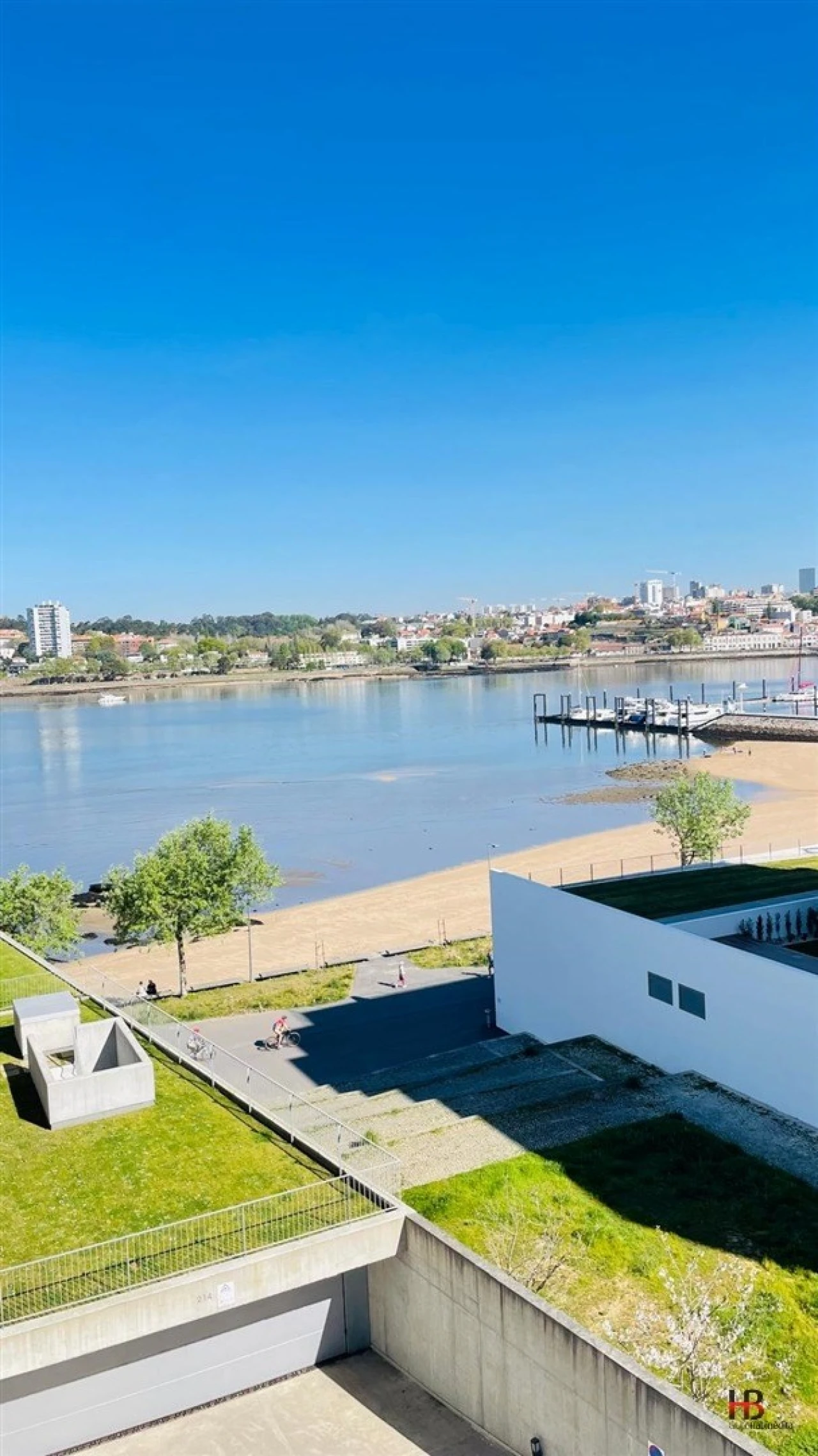 Apartamento T3 para Venda em Canidelo Foto 2