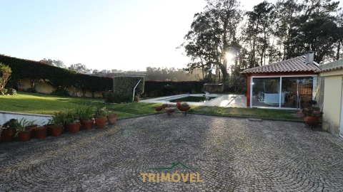 Moradia T3 para Venda em O. Azeméis, Riba-Ul, Ul, Macinhata Seixa, Madail