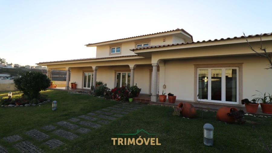 Moradia T3 para Venda em O. Azeméis, Riba-Ul, Ul, Macinhata Seixa, Madail Foto 33
