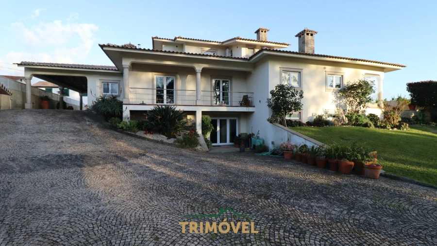 Moradia T3 para Venda em O. Azeméis, Riba-Ul, Ul, Macinhata Seixa, Madail Foto 30