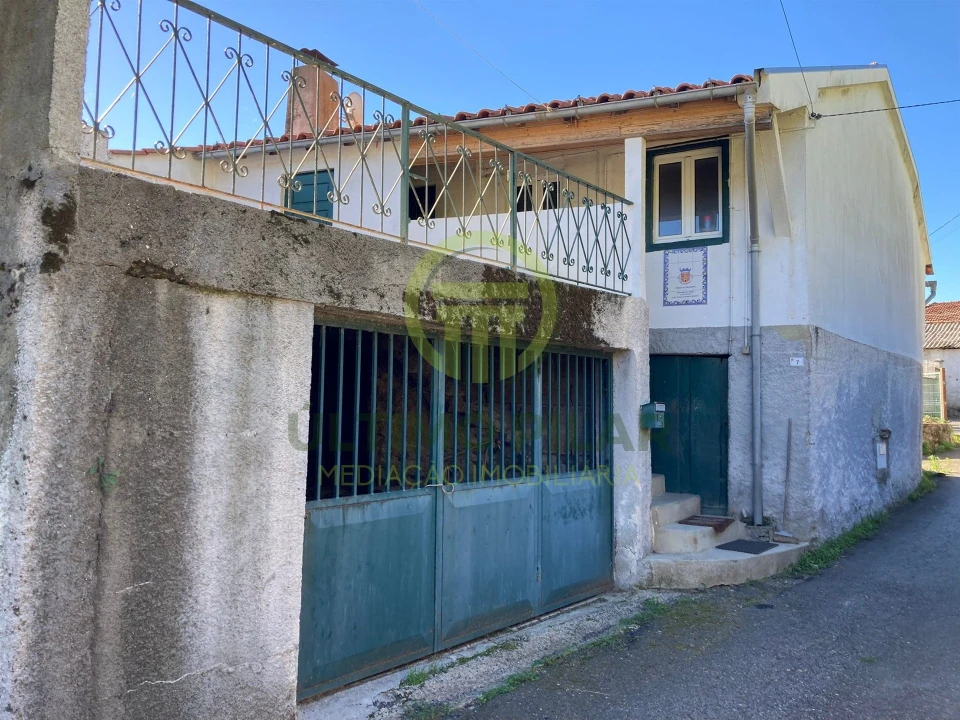 Moradia T2 para Venda em Paço Foto 4