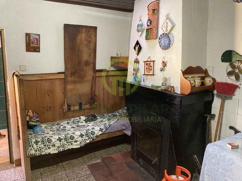 Moradia T2 para Venda em Paço Foto 11