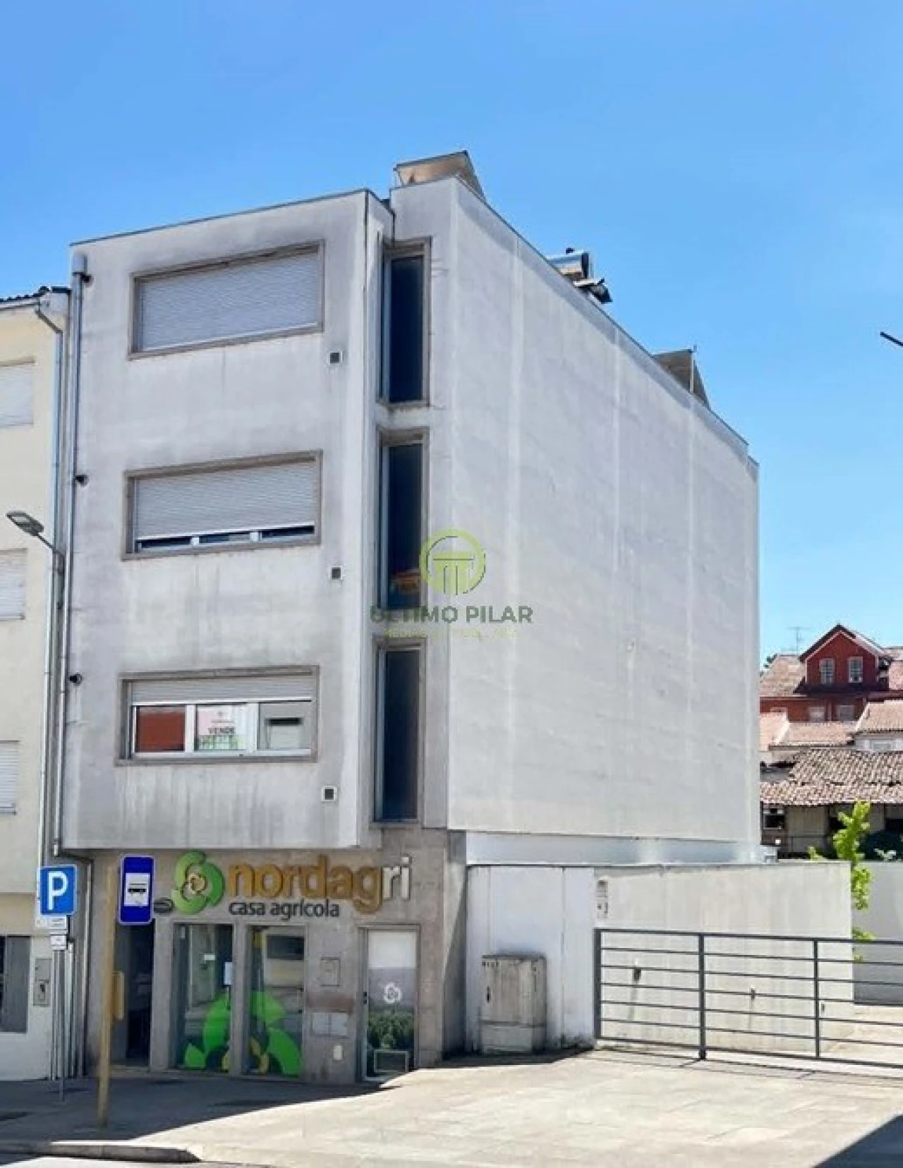 Apartamento T2 para Venda em Sé, Santa Maria e Meixedo Foto 2