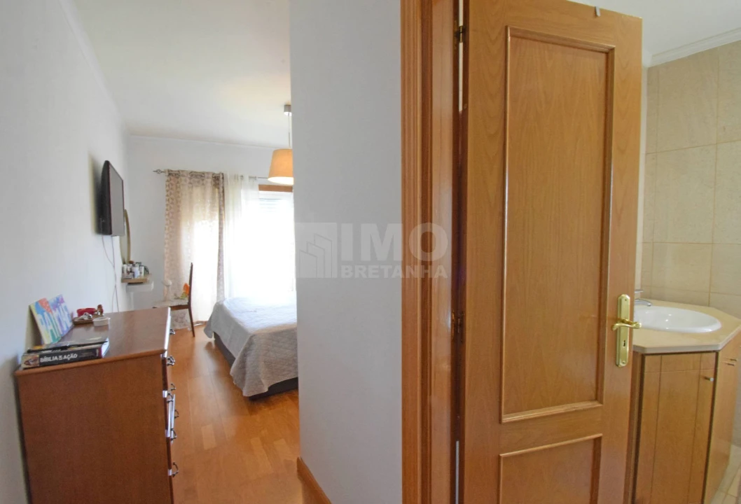 Apartamento T4 para Venda em Covilhã e Canhoso Foto 22