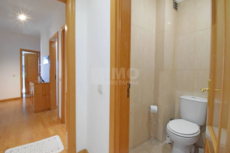Apartamento T4 para Venda em Covilhã e Canhoso Foto 12