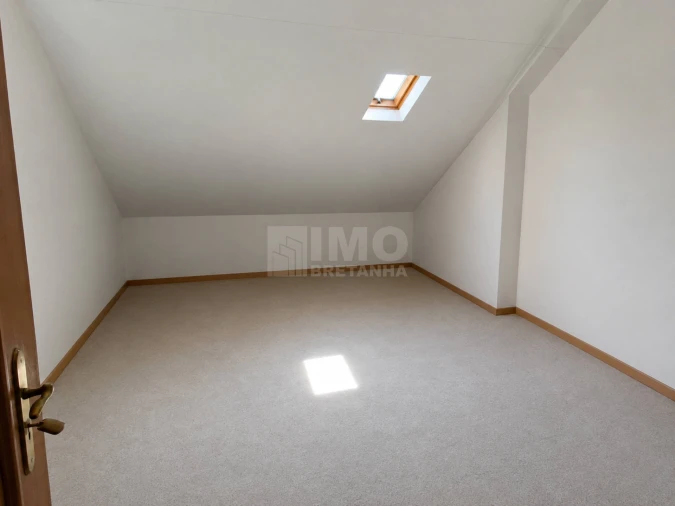 Apartamento T4 para Venda em Covilhã e Canhoso Foto 36