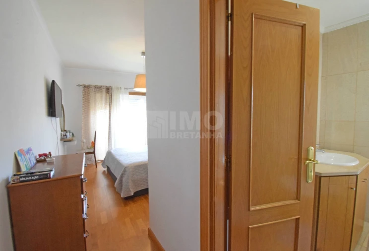 Apartamento T4 para Venda em Covilhã e Canhoso Foto 22