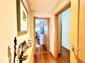 Apartamento T2 para Arrendamento em Mafamude e Vilar do Paraíso