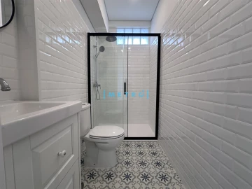 Apartamento T2 para Arrendamento em Aldoar, Foz do Douro e Nevogilde