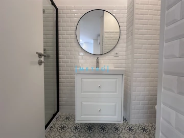 Apartamento T2 para Arrendamento em Aldoar, Foz do Douro e Nevogilde