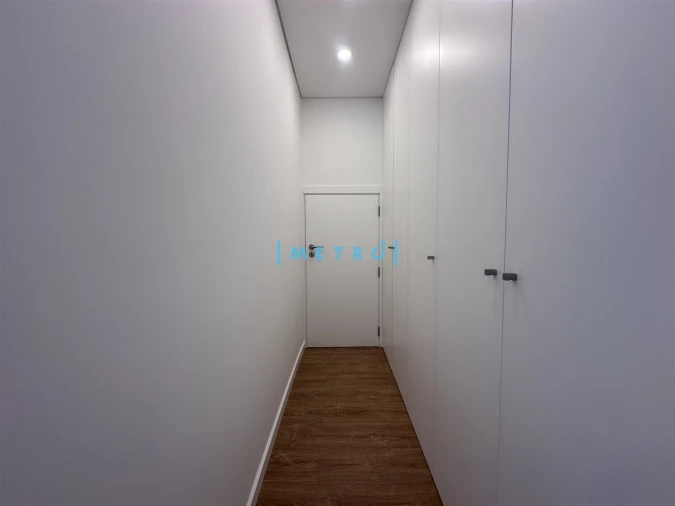 Apartamento T2 para Arrendamento em Aldoar, Foz do Douro e Nevogilde Foto 10