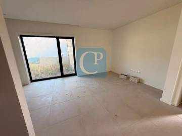Moradia T2 para Arrendamento em Moreira