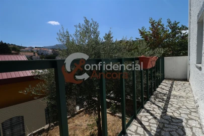 Moradia T0 para Venda em Gouveia (São Pedro e São Julião)