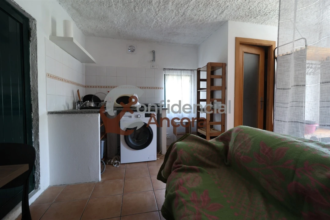 Moradia T0 para Venda em Gouveia (São Pedro e São Julião) Foto 7