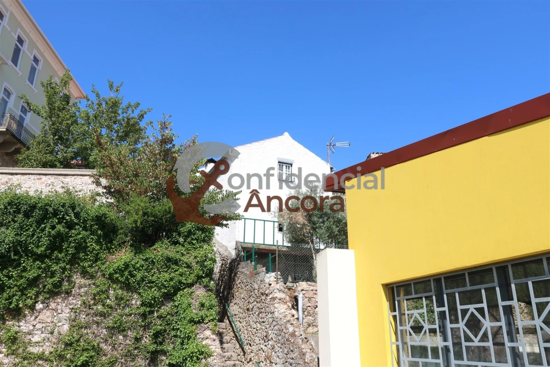Moradia T0 para Venda em Gouveia (São Pedro e São Julião) Foto 27