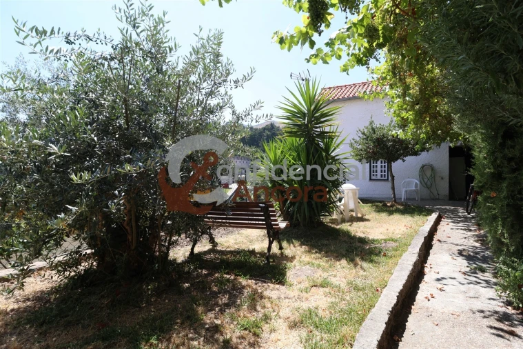 Moradia T0 para Venda em Gouveia (São Pedro e São Julião) Foto 4
