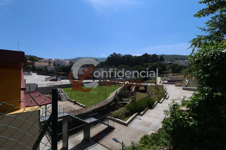 Moradia T0 para Venda em Gouveia (São Pedro e São Julião) Foto 16