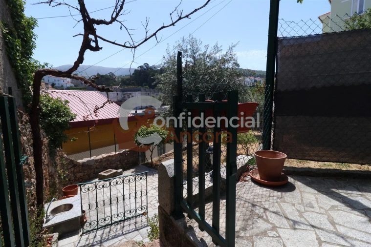 Moradia T0 para Venda em Gouveia (São Pedro e São Julião) Foto 14