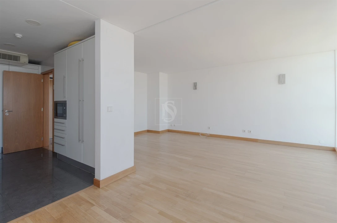 Apartamento T2 para Venda em Parque das Nações Foto 16