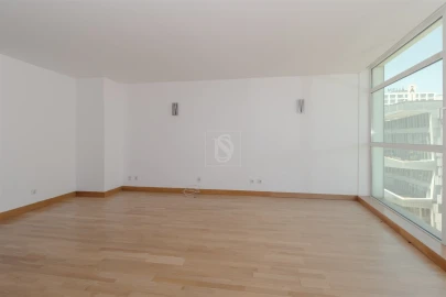 Apartamento T2 para Venda em Parque das Nações