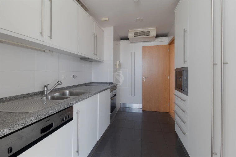 Apartamento T2 para Venda em Parque das Nações Foto 5