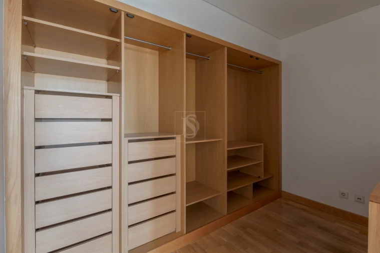 Apartamento T2 para Venda em Parque das Nações Foto 13