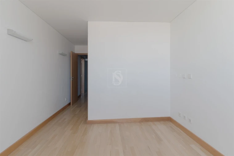 Apartamento T2 para Venda em Parque das Nações Foto 15