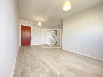 Apartamento T2 para Arrendamento em Santo Antonio da Charneca