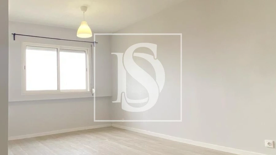 Apartamento T2 para Arrendamento em Santo Antonio da Charneca