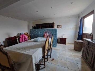 Moradia T4 para Venda em Barbeita