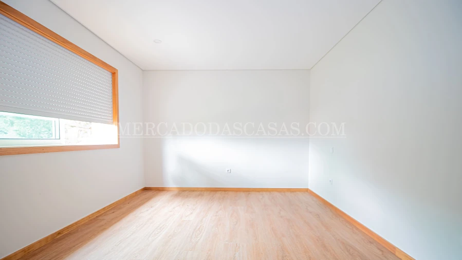 Apartamento T3 para Venda em Ovar, São João, Arada e São Vicente de Pereira Jusã Foto 13