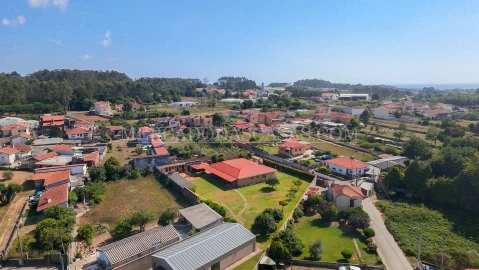 Terreno para Venda em Serzedo e Perosinho