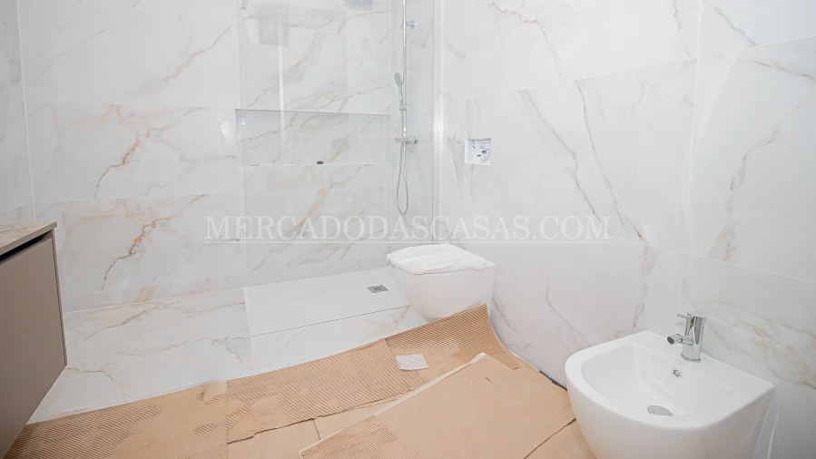Moradia T3 para Venda em Santa Maria da Feira, Travanca, Sanfins e Espargo Foto 14
