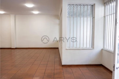 Loja para Arrendamento em Braga (Maximinos, Sé e Cividade)