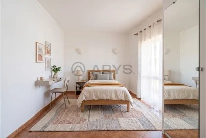 Apartamento T2 para Venda em Montenegro