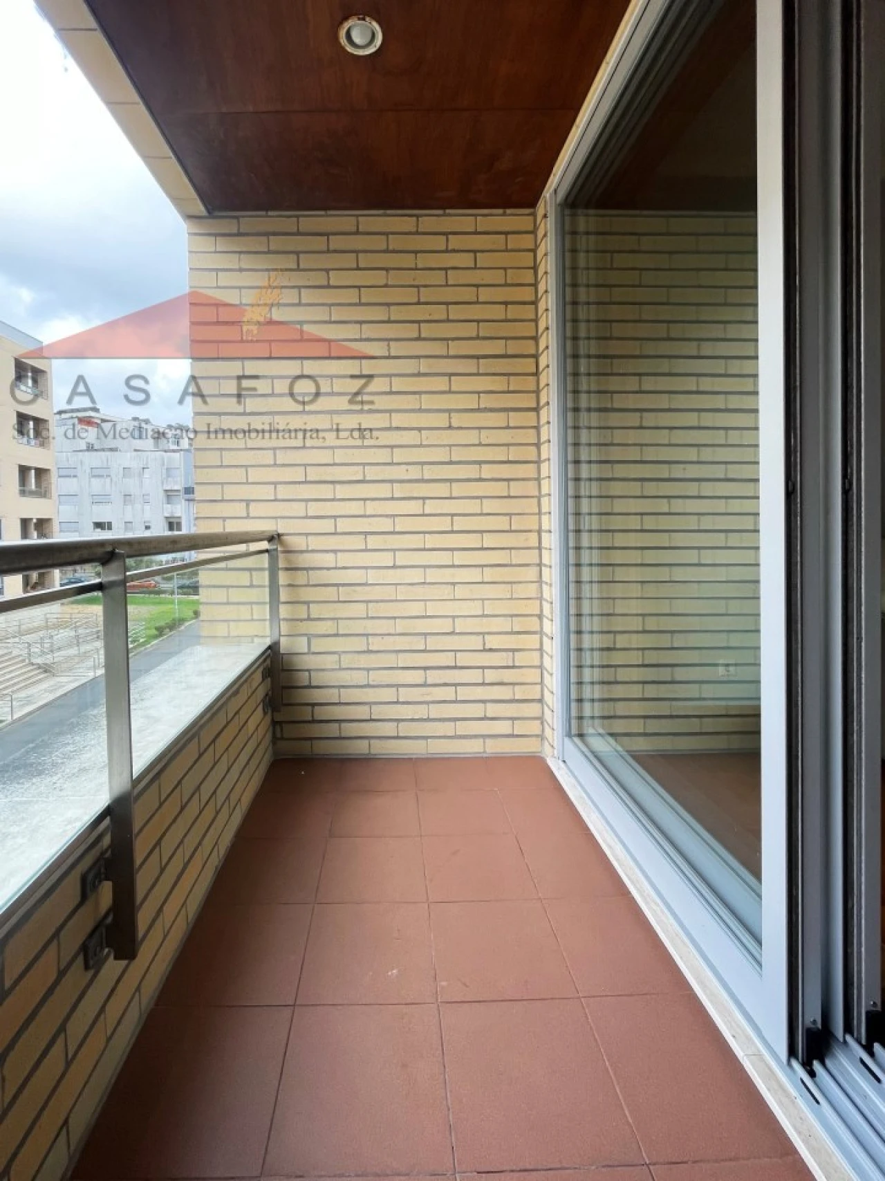 Apartamento T1 para Arrendamento em Ramalde Foto 3