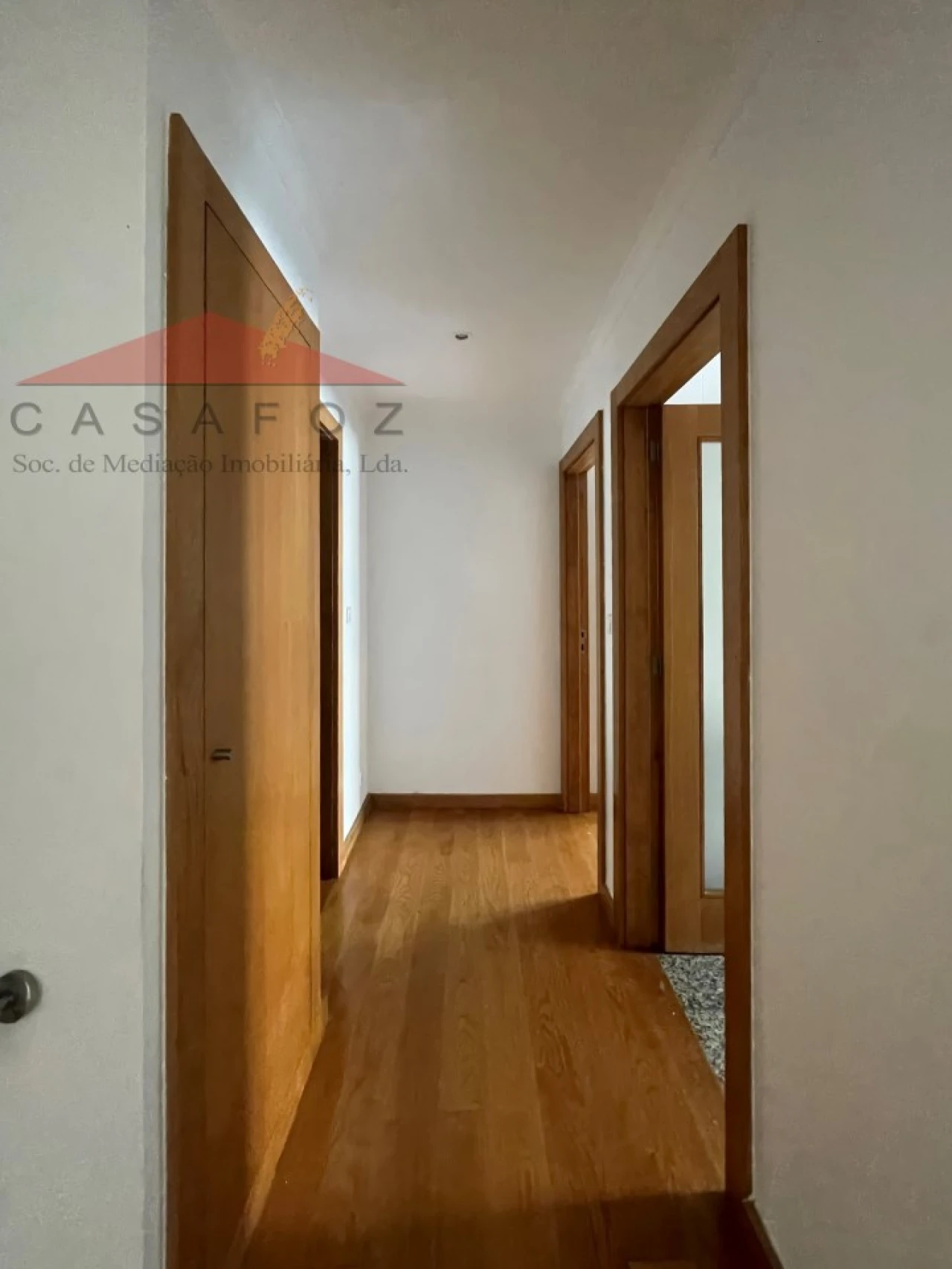 Apartamento T1 para Arrendamento em Ramalde Foto 9