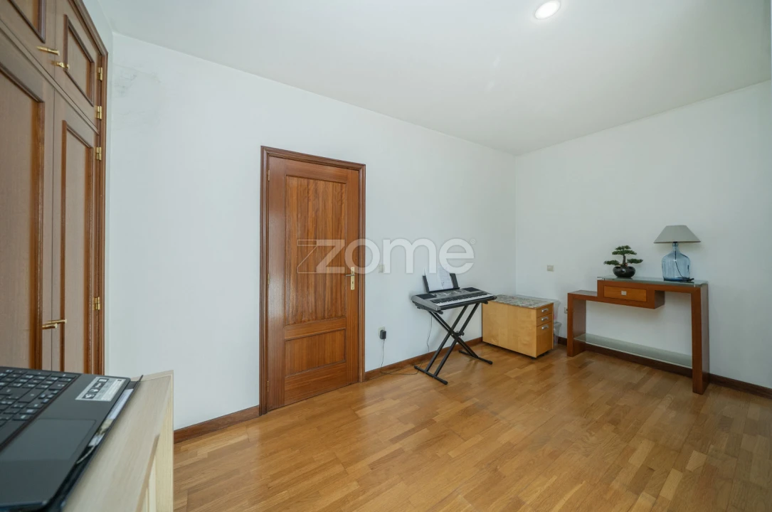 Apartamento T3 para Venda em Esmeriz e Cabeçudos Foto 38