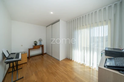 Apartamento T3 para Venda em Esmeriz e Cabeçudos