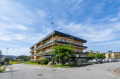 Apartamento T3 para Venda em Esmeriz e Cabeçudos
