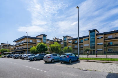 Apartamento T3 para Venda em Esmeriz e Cabeçudos