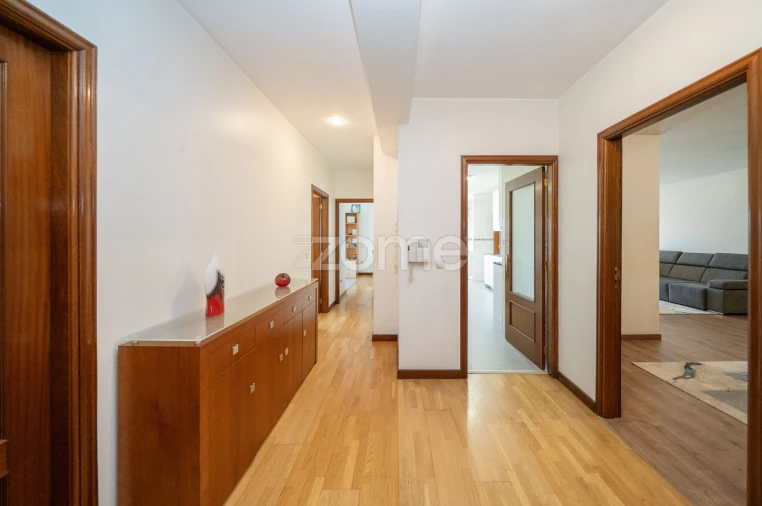 Apartamento T3 para Venda em Esmeriz e Cabeçudos Foto 25