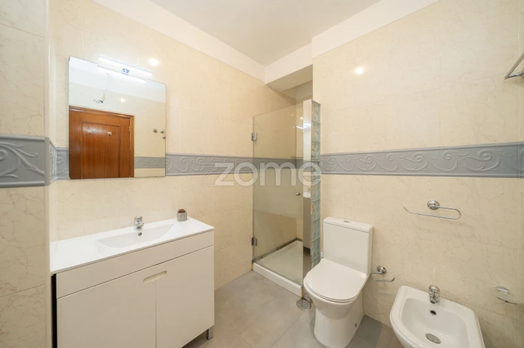 Apartamento T3 para Venda em Esmeriz e Cabeçudos Foto 29