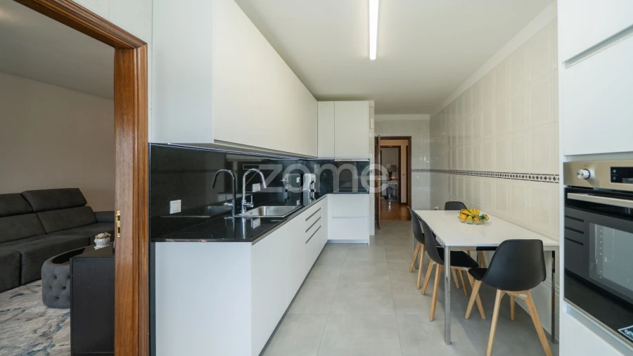 Apartamento T3 para Venda em Esmeriz e Cabeçudos