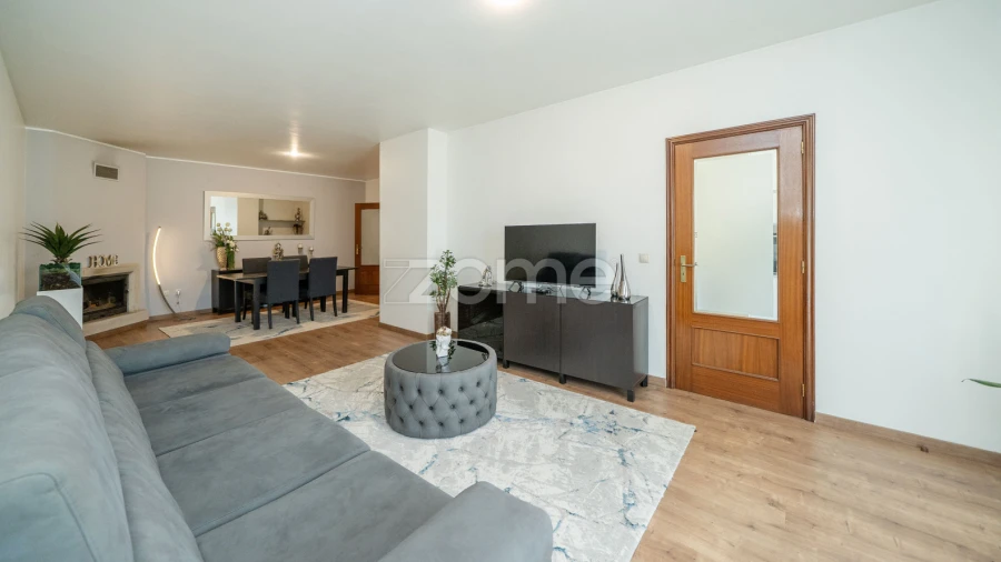 Apartamento T3 para Venda em Esmeriz e Cabeçudos