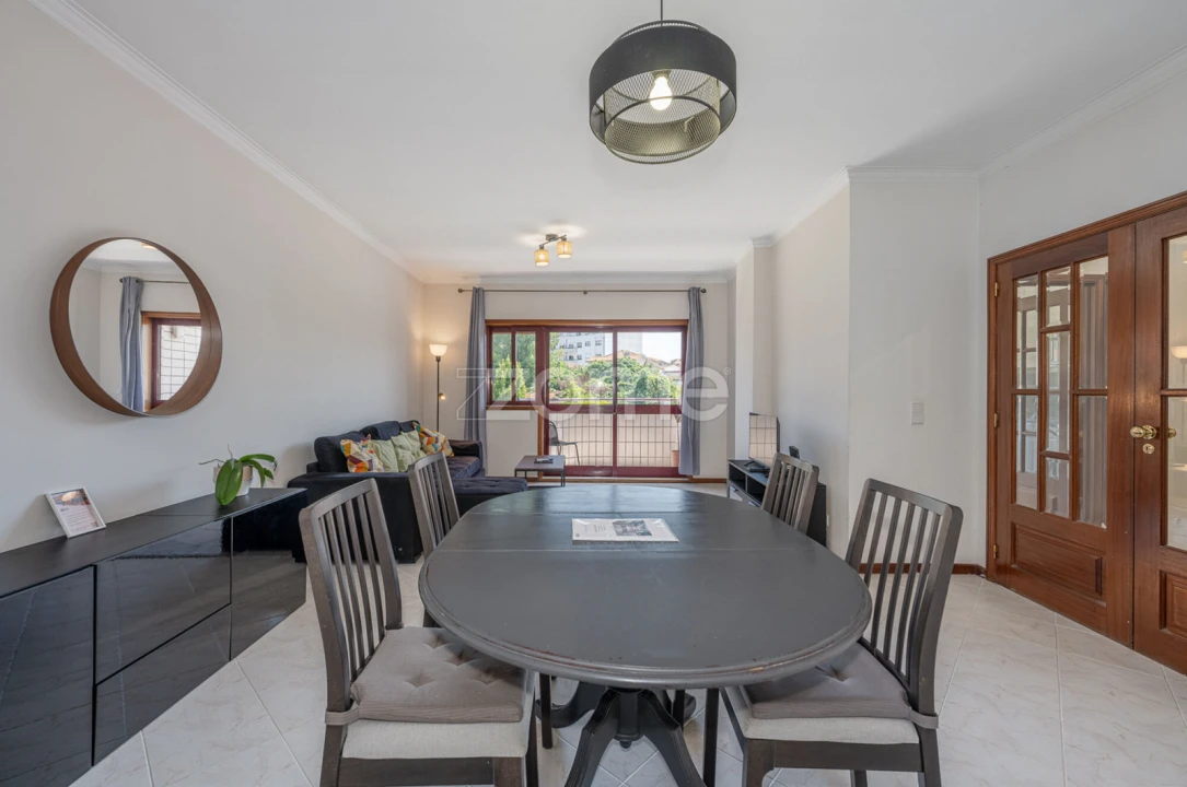 Apartamento T2 para Venda em Oliveira do Douro Foto 8