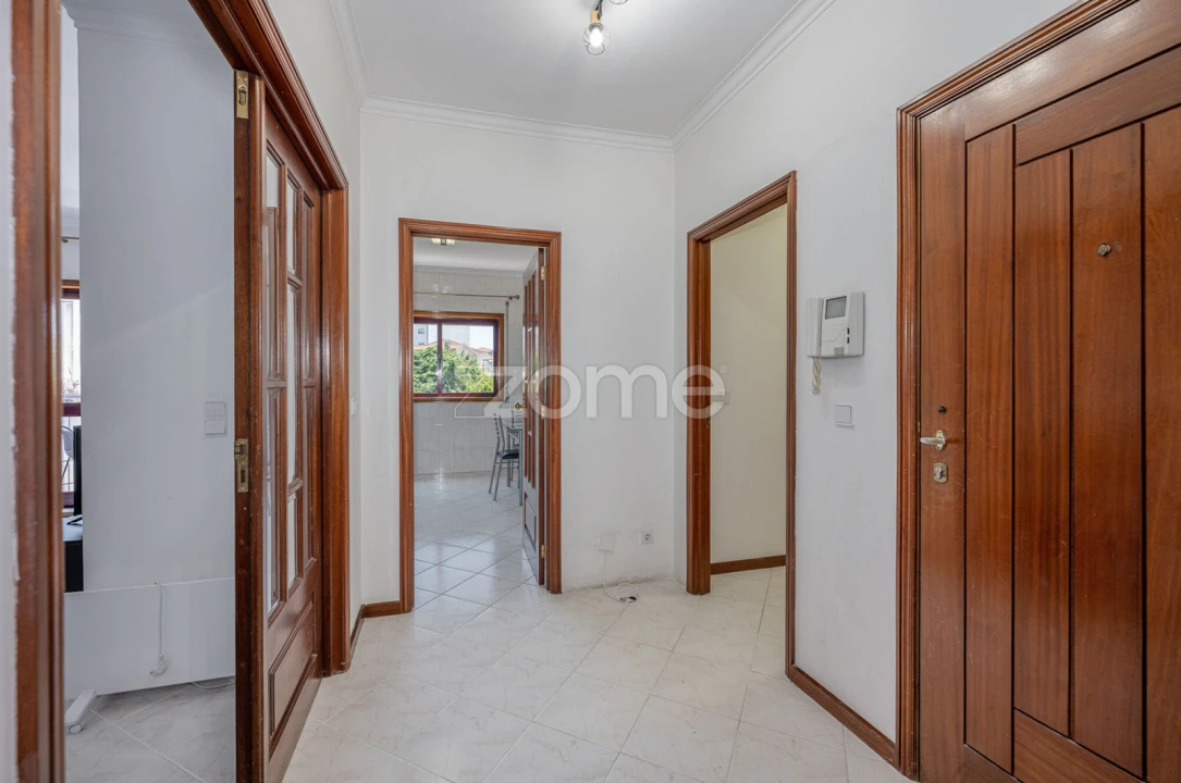 Apartamento T2 para Venda em Oliveira do Douro Foto 13
