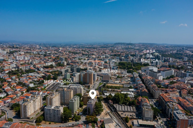 Apartamento T1 para Venda em Cedofeita, Santo Ildefonso, Sé, Miragaia, São Nicolau e Vitória Foto 2